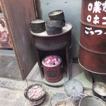 Shinsen Horumon Sakaba Gottsu - 外観：本場韓国で大人気のドラム缶焼肉を堪能