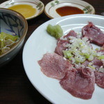 加賀廣 - タン刺し