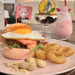 TOWER RECORDS CAFE - 