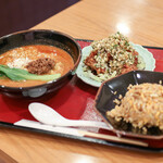 華峯 - 四川担々麺 + チャーハン + 鶏の唐揚げネギソース半人前☆