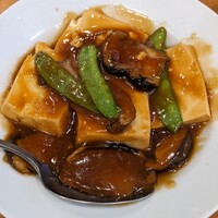 横浜中華街 北京飯店 - ランチサービス定食（豆腐と椎茸のうま煮）