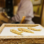 日本橋 蕎ノ字 - ◎3匹も❗️嬉しい。日本酒が進んでしまう。。女将さん日本酒ください。