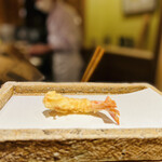 日本橋 蕎ノ字 - ■車海老（鹿児島産）
      ☆２つ目の海老は天つゆで頂く。