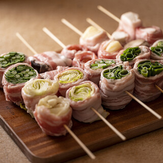 ビールと好相性◎バリエーション豊富な神戸ポークの野菜巻き串