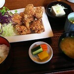 レストランルピナス - 唐揚げ定食￥1000