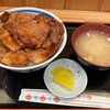 ぶた丼のとん田