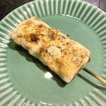 三酉屋 - アスパラ巻きチーズ253円