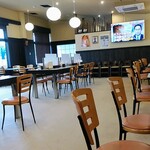 Yakitori Horumon Osumi - 店内 テーブル席