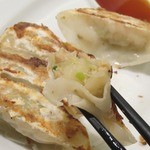 MADE IN JAPAN かにチャーハンの店 - ・「野菜餃子 5個(\180)」