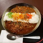 味覚天国 たまや - スパイスカレー２種がけ　1100円