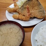 Takeno - アサリの味噌汁がたっぷり❗