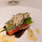 パリ・マルシェ - ⚫温前菜「ホタテ貝の野菜包み　サマートリュフの香り」