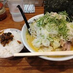 Mendokoro Kiraku - 野菜ラーメン（並・塩・中太麺）➕味玉➕サービスライス（中）