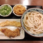 丸亀製麺 - 「冷かけうどん」「かしわ天」「いか天」