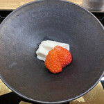 一本杉 川嶋 - デザート　いちごのブラマンジェ