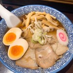 池田屋 - ②熟成濃口らーめん(中太麺)全部のせ1170円