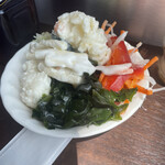 Ikinari Suteki - ランチのサラダ１回盛り切り