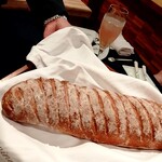 メザニーン - このまま抱っこして帰りたくなる♡(￣∀￣)焼き立ての全粒粉パン♡