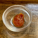 遊酒食堂 宇都宮 - 謎の赤いタレ。