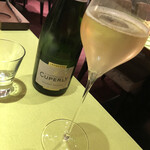 モノリス - シャンパン