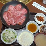 焼肉おくう - 特別価格『黒毛和牛のカルビ3種盛りセット』