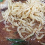 池田麺彩 - 黒味噌らーめん麺アップ