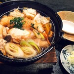 Teuchi Soba Yoshi - ◎ 太・平打ち田舎蕎麦の鍋焼き（冬季限定）¥1,980