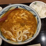 丸亀製麺 - トマたまカレーうどん 並