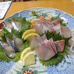 とんちゃん - 料理写真:サバとカンパチの刺身