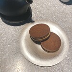 PATISSERIE ASAKO IWAYANAGI - 予約するとパフェのシメにいただけるビスキィ