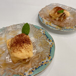 Ristorante IL PRINCIPE - ⚪︎真のティラミス
      注文当日に作る出来立てティラミスで、口の中で瞬間的に溶け始めるティラミスの食感に感激しました！