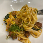 Ristorante IL PRINCIPE - ⚫︎手打ちパスタ　タリオリーニ
      少し変わったルーコラとアーモンドのペーストヴェルデのパスタ。筍を真横にカットしており、歯切りが良くシャキシャキ感が感じれました！