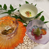 Ristorante IL PRINCIPE - ⚫︎ストゥッツィキーノ
                    ・春茄子のカラブリア風マリネ。ブッラータチーズ　蕨など。
                    ・旬魚カツオのカルパッチョ。
                    ・初夏のロワイアル。チーズと白ワインのスープです！