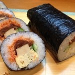 Sushi Awaji - 変わらぬ味で人気の巻ずし