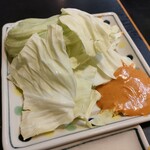 焼鳥日高 - キャベツおかわり