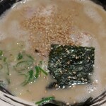 濃厚煮干とんこつラーメン 石田てっぺい - 