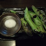 楽笑 - そら豆は恐らく軽く湯がいて焼いた？！