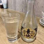 天ぷら酒場 上ル商店 - 「豪快純米辛口」590円也。