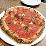 h PIZZA SALVATORE CUOMO & GRILL - 