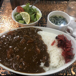 アーモンド - カレーライス(780円)