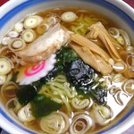 Umegai - 「ラーメン・海鮮丼セット」のラーメン