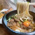 讃岐うどん田 - 牛肉釜玉 冷 890円
      いなり寿司 110円
      鶏ささみ 160円