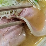 麺屋NOROMA - チャーシューの厚さ