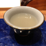 初音鮨 - 日本の旨みの代表