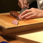 初音鮨 - 大とろ漬け