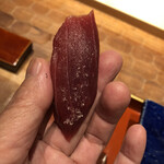 初音鮨 - 塩とマグロがこんなに合うとは画期的