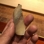 初音鮨 - つまみにしたい　こはだ握り