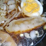 オーモリラーメン - ラーメンにどぶ漬け