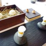 MAISON LAFITE - 綺麗で可愛らしい品々です。 
      