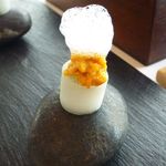 MAISON LAFITE - 大根のピクルスの上に「ウニ」等が飾られています。不思議なお味のハーモニーがいいですね。 